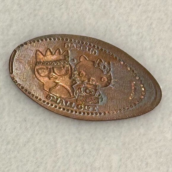 3/$20 - Hello Kitty Lot - PEZ Dispenser, Keychain and Collectable Coin - Picture 3 of 4